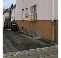 PKW- Stellplatz Untermiete in Bad Cannstatt Seelberg Ebitzweg - Stuttgart