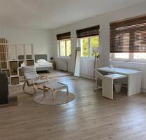 Möbiliert 2 Zi Loft Wohnung OS Innenstadt mit Terrasse &Parkplatz - Osnabrück
