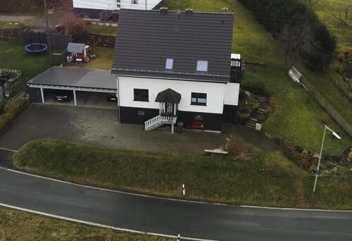 Foto - Gepflegtes Zweifamilienhaus in Wilnsdorf