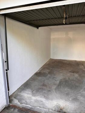 Foto - abschließbare Garage (Einzel-Stellplatz)