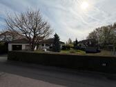 Foto - Gepflegter Bungalow mit großem Grundstück