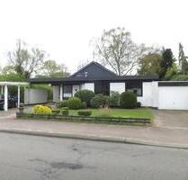 Ein- bis Zweifamilienhaus auf einem großzügigen Grundstück - Tasdorf