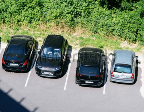 Foto - 2x Außenstellplatz PKW nähe Stadthalle