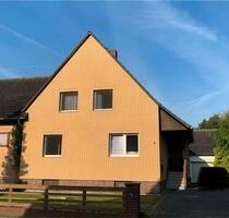 Ein-Zweifamilinenhaus mit Wintergarten, 2 Garagen, Wintergarten - Peine Südstadt