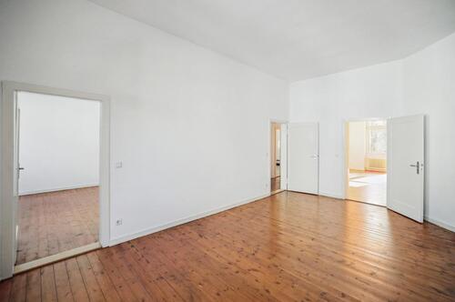 Foto - Sonnige 4-Zimmer-Wohnung mit 2 Balkonen Nähe Parlamentsplatz