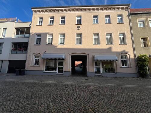 Foto - Laden mit Büro o. mit Wohnraum 64m² Altst. Wittenberg m.Parkplatz