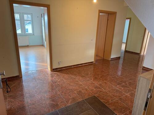 Foto - 3 Zimmer Wohnung in ruhiger Lage mit großen Garten & Hof