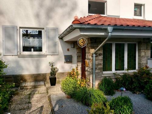 Foto - Zentrumsnahe, vollmöblierte Wohnung mit Garten incl Strom & WLAN