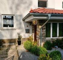 Zentrumsnahe, vollmöblierte Wohnung mit Garten incl Strom & WLAN - Coburg