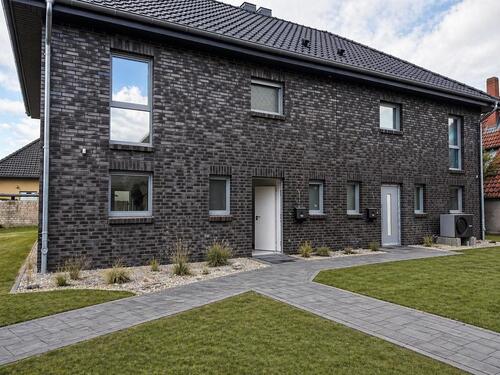 Foto - 4 Zimmer Doppelhaushälfte zur Miete in Uetze