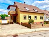 Foto - Wohnen im Grünen – Familienfreundliches Zweifamilienhaus in Bilsh