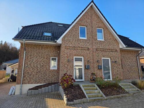 Foto - DHH ab 0326 - optional 0226 - in Lensahn - Neubaugebiet - zu vermieten