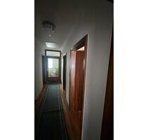 Dachgeschoss Wohnung - 850,00&nbsp;EUR Kaltmiete, ca.&nbsp; 78,00&nbsp;m&sup2; in Merzig (PLZ: 66663)