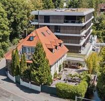 Juwel im Herzen Bayreuths: modernisiertes Wohn- und Geschäftshaus