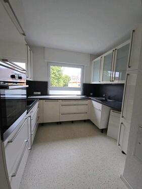 Foto - Große, helle 3,5 Zimmer Wohnung mit gr. Südbalkon, 115qm
