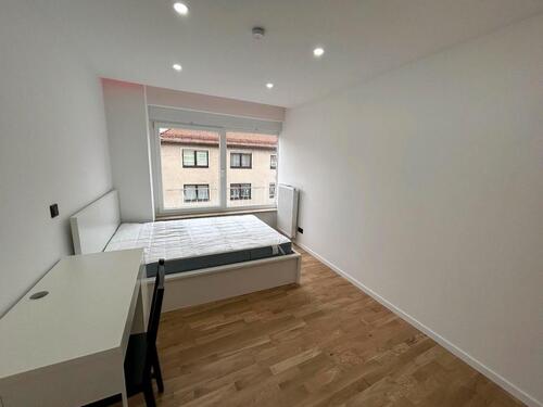 Foto - Weibliche Mitbewohnerin für 4er WG