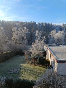 Foto - Einfamilienhaus mit Einliegerwohnung und Schwimmbad