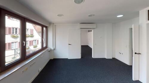 Foto - *** Büro-Praxisfläche mit Aufzug in zentraler Lage in Brackenheim ***