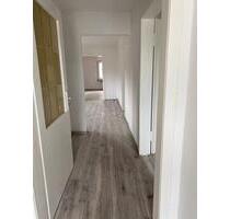 Mietwohnung - 650,00 EUR Kaltmiete, in Arnsberg (PLZ: 59823) Oeventrop