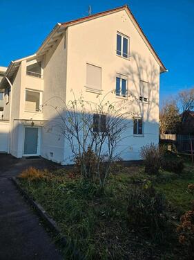 Foto - Wohnhaus mit 3 Wohnungen n 70619 provisionsfrei zu verkaufen