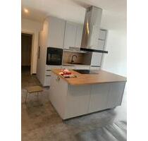 4 Raum Erdgeschoss Terrassenwohnung mit Stellplatz und Einbauküche zu vermieten - Taura