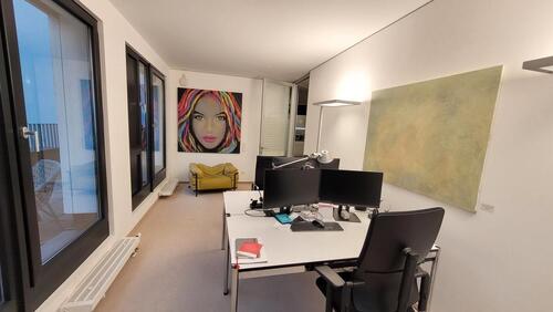 Foto - Moderne Schreibtischplätze in Schwabing - hell, flexibel, Terrasse