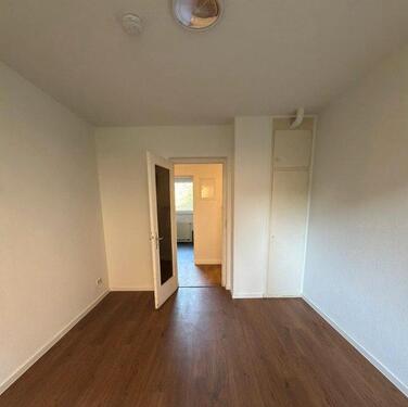 Foto - L11- Schöne Wohnung in Stuttgart - Ost für 3er WG