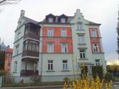 Foto - Helle 2-Zimmer-Wohnung mit Balkon, Laminatboden, sep. Küche & Badewanne