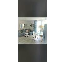 Helle 2- Zimmerwohnung München Bogenhausen mit 2 Balkonen - Poing