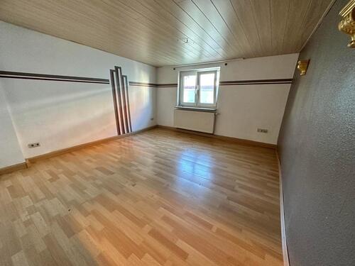 Foto - 4-Zimmer-Wohnung in Eberstadt - 1.290,00&nbsp;EUR Kaltmiete, ca.&nbsp; 100,00&nbsp;m&sup2;