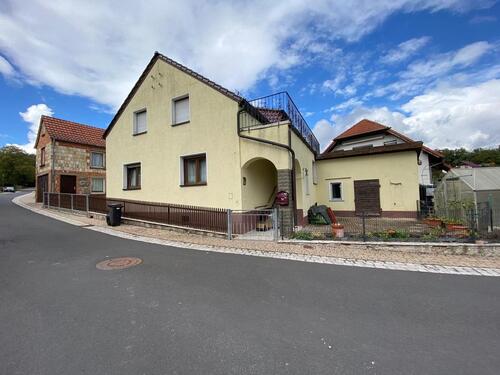 Foto - Renovierungsbedürftiges Einfamilienhaus mit Ausbaureserve