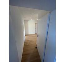 Frisch renovierte Dachgeschosswohnung mit Balkon in Mörlenbach