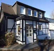 Charmantes 3-Zimmer Einzelhaus mit eigenem Garten und Garage zur Miete - Gevelsberg