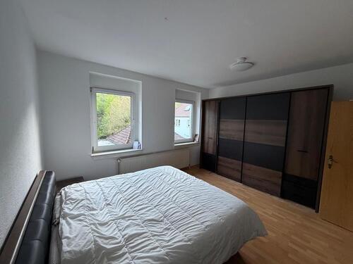 Foto - Nach-Mieter 3-Zimmer-Wohnung in ruhiger Lage-mit Stellplatz
