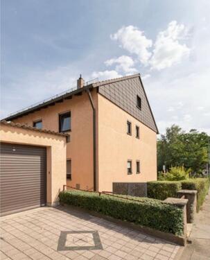 Foto - Großzügiges Reiheneckhaus mit Garten, Balkon, Garage & Stellplatz