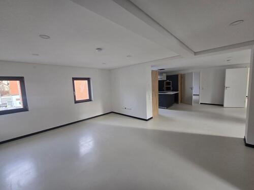 Foto - Schöne 3 Zimmer Wohnung - 880,00&nbsp;EUR Kaltmiete, ca.&nbsp; 100,00&nbsp;m&sup2;