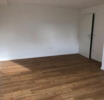 Kernsanierte 2ZKB Souterrain-Wohnung in Großen Linden