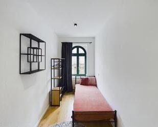 WG Zimmer für Frauen - 450,00&nbsp;EUR Kaltmiete, ca.&nbsp; 60,30&nbsp;m&sup2; in Leipzig (PLZ: 04315) Ost