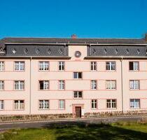 Helle geräuminge Wohnung für Singels oder Paare - Falkenstein/Vogtland