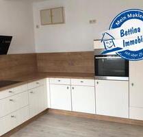 DIETZ: 2-3 Zimmer Wohnung mit schöner Einbauküche und Holzofen in ruhiger Wohnlage! - Schaafheim