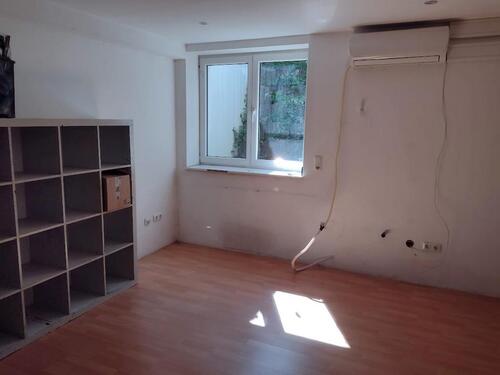 Foto - Gewerbe Lagerraum - 350,00&nbsp;EUR Kaltmiete, ca.&nbsp; 22,00&nbsp;m&sup2;