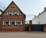 Foto - Haus mit Einliegerwohnung zu verkaufen