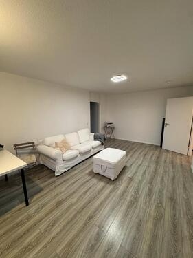 Foto - 2 Zimmer Küche Bad mit Blick ins Grüne 624€ warm