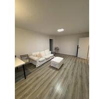 2 Zimmer Küche Bad mit Blick ins Grüne 624€ warm - Kaiserslautern Bahnheim