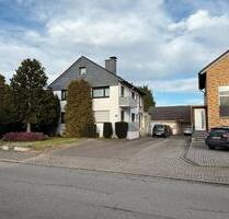 Haus Altbestand mit riesigem Garten, Traum für Handwerker - Voerde (Niederrhein)