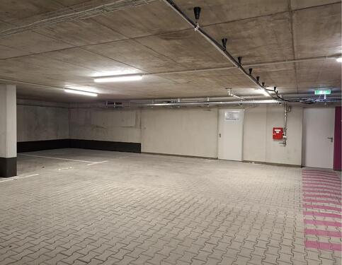 Foto - Zu vermieten: Parkplatz Stellplatz in Grüne Mitte Brühl