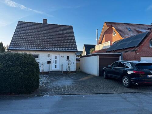 Foto - Freistehendes Einfamilienhaus mit Garten, Garage in Langenberg