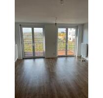 Moderne 3-Zimmer-Wohnung mit großem Balkon & Einbauküche - Bretzfeld