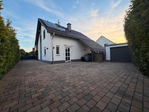 Foto - Freistehendes Einfamilienhaus in Riedstadt