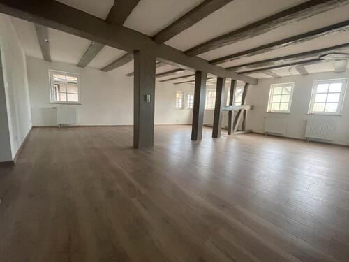 Foto - 4-Zimmer-City-Wohnung – frisch renoviert und bezugsbereit